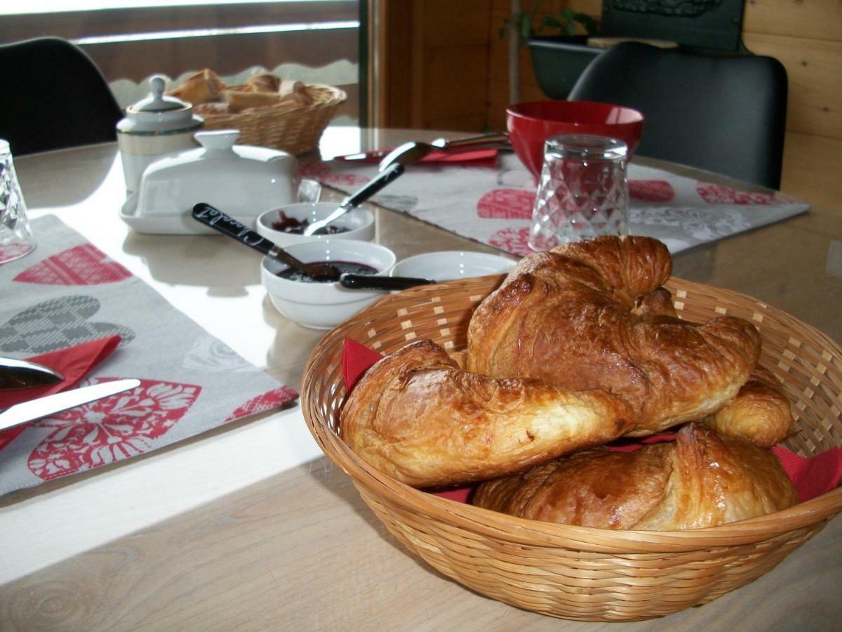Chalet Les Aigles Saint-Sixt Buitenkant foto
